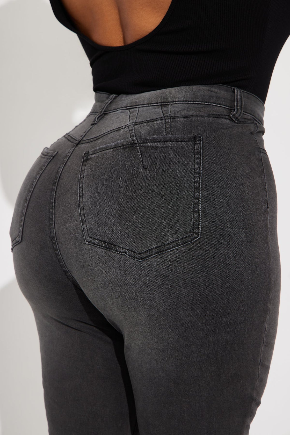 Stretch Curvy Ripped Skinny Jean - Black
