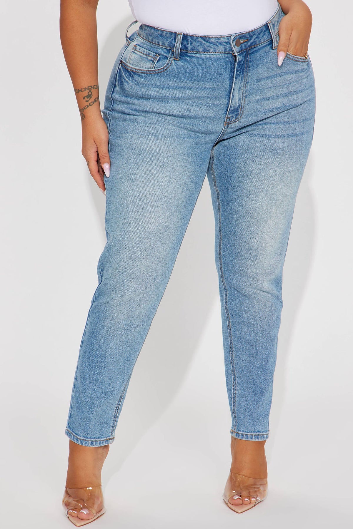 Summer Sky High Waist Slim Straight Leg Jeans - Medium Wash