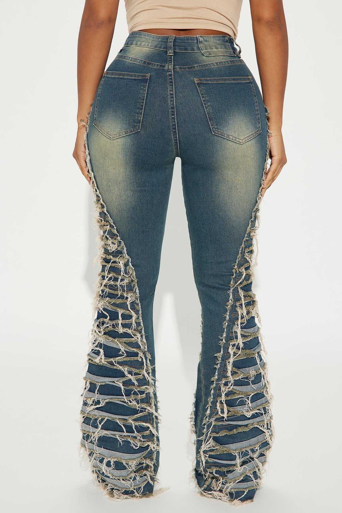Feeling Brand New Tinted Flare Jeans - Medium Wash