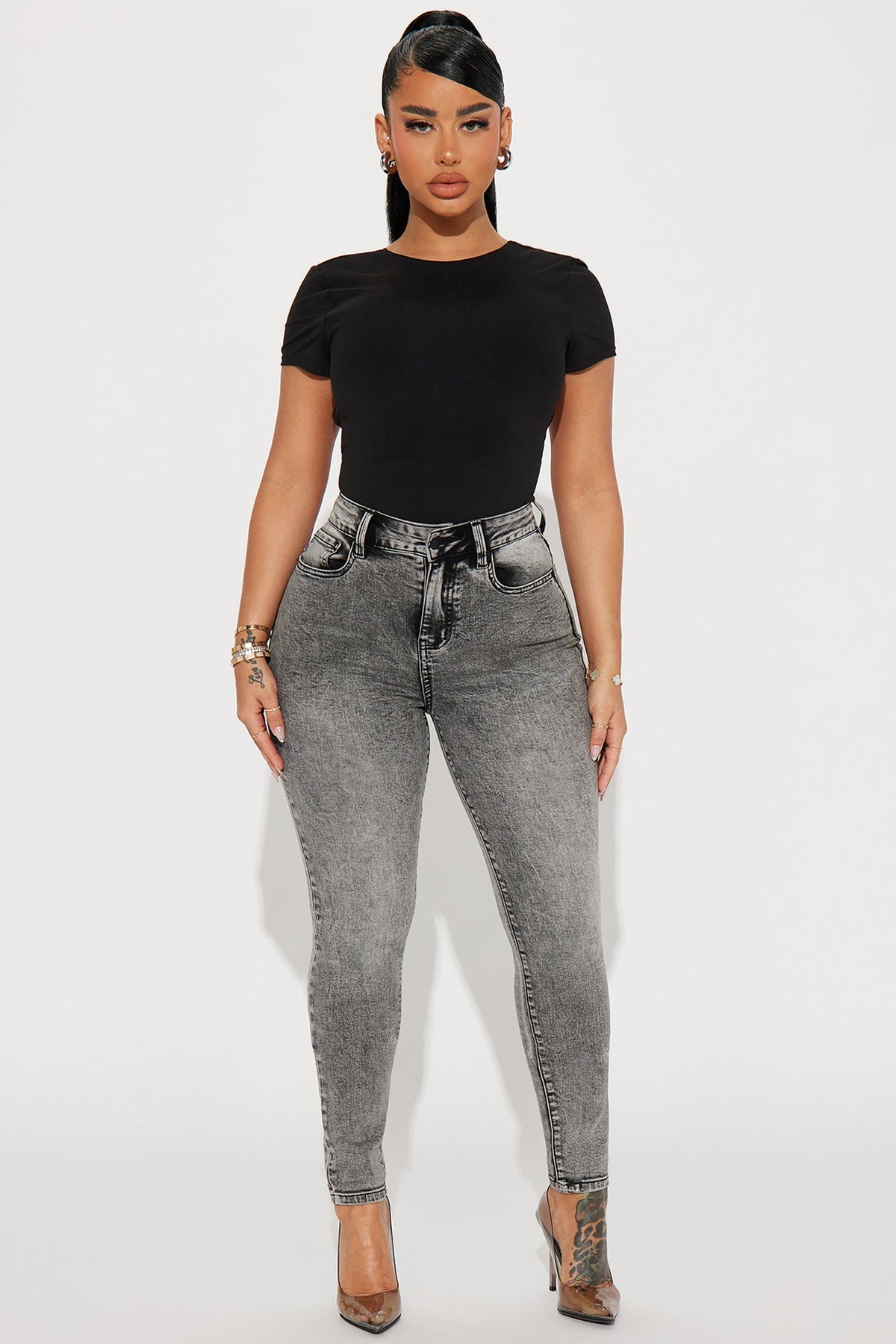 It's Giving High Stretch Curvy Skinny Jeans - Acid Wash Grey