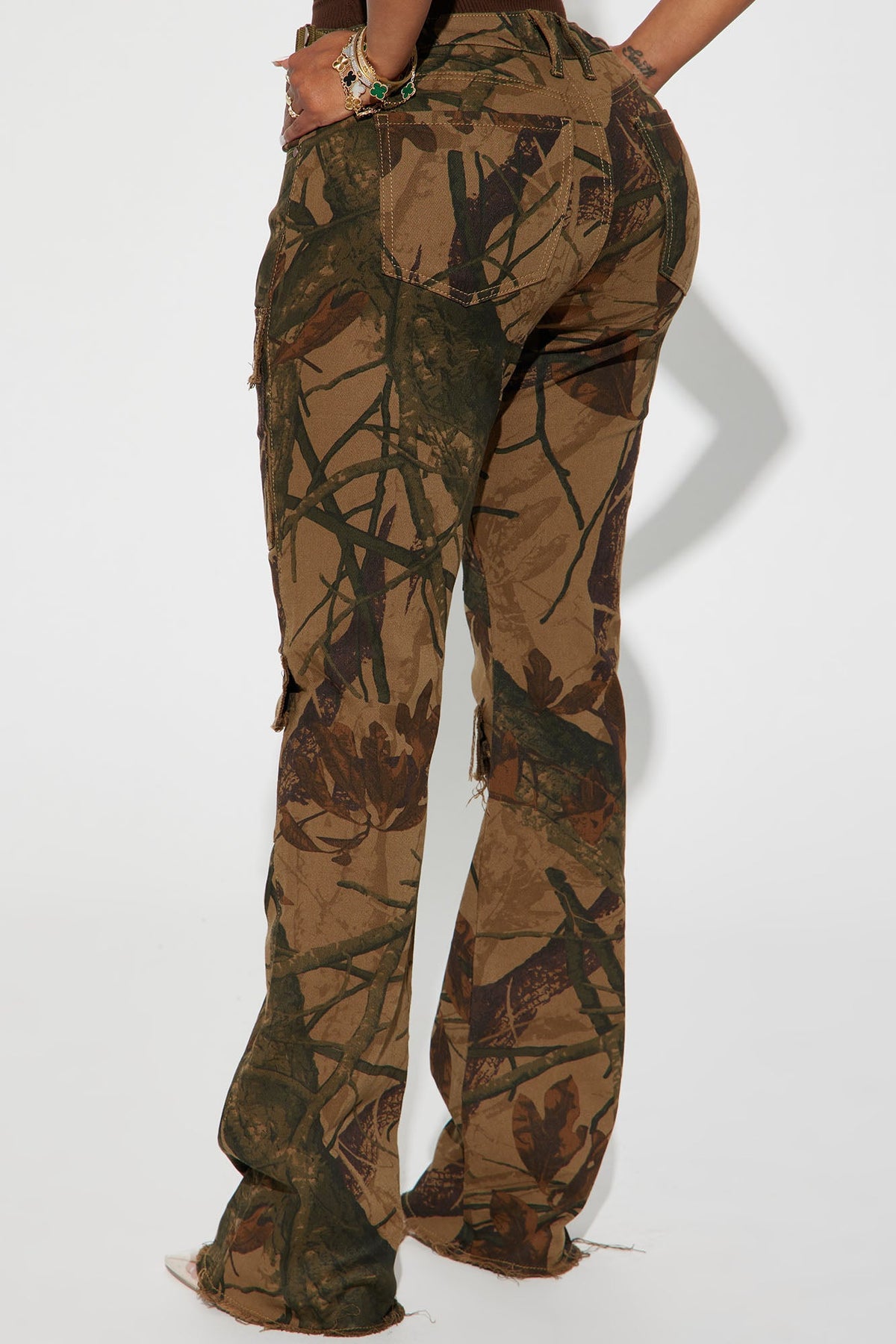 In The Wild Camo Stretch Cargo Jeans - Camouflage