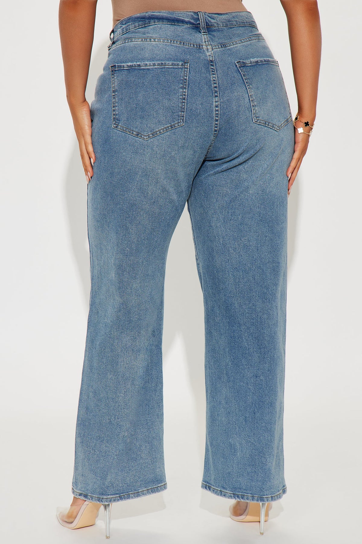 Nova 90s Straight Leg Jeans - Vintage Blue Wash